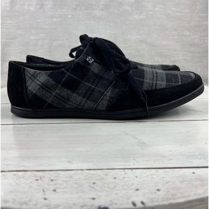 491eqg T.U.K. A8019 Fashion sneakers men's size 10 black grey